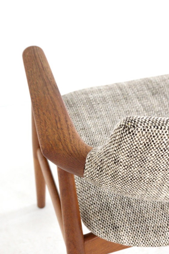 Image 1 of Svend Åge Eriksen voor Glostrup GM11 stoel vintage Deens design nieuw gestoffeerd