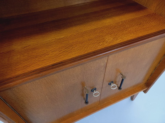 Image 1 of Meuble bibliothèque de rangement vintage René Gabriel style scandinave en bois de chêne des années 50