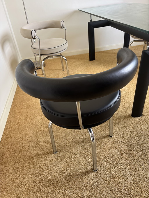 LC7 Corbusier stoel