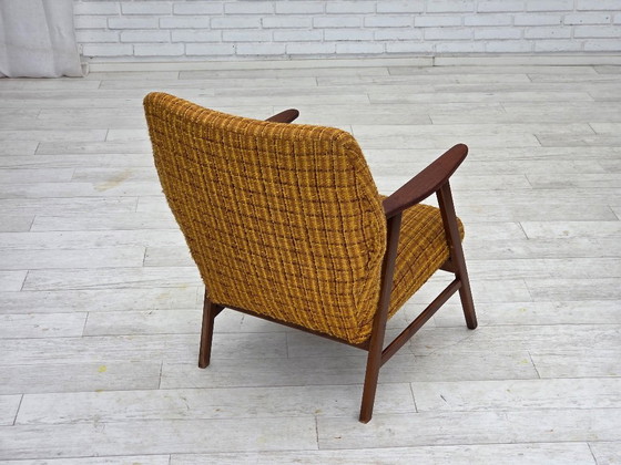 Image 1 of Fauteuil danois des années 1960, revêtement en laine, bois de teck, bois de chêne.