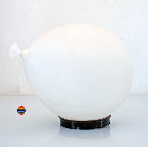 White Bilumen seventies retro balloon lamp