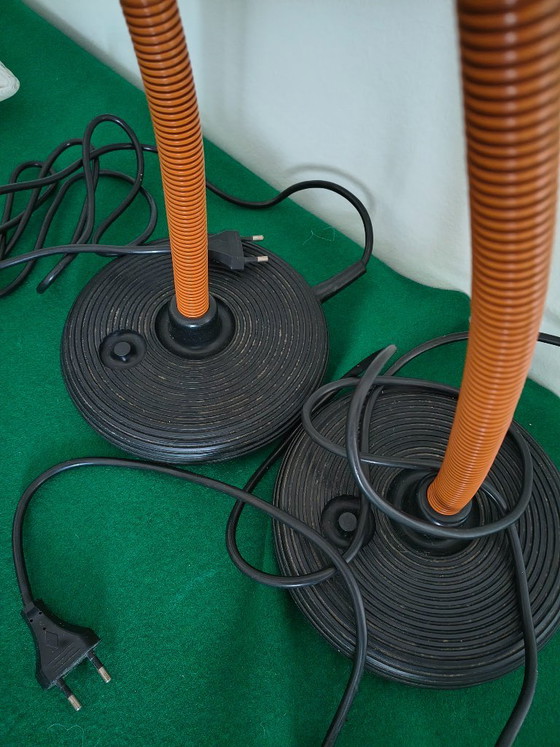 Vintage Space Age Table Lamp from the 1970s by Isao Hosoe Hebi Valenti Milano – Rubber, Metal (photo 5 of 5)