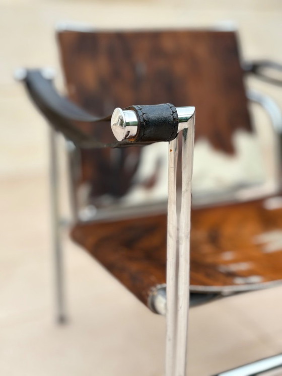 LC1 Basculant Sessel Design Le Corbusier – Verstellbarer relaxsessel, Calfskin (photo 7 of 7)