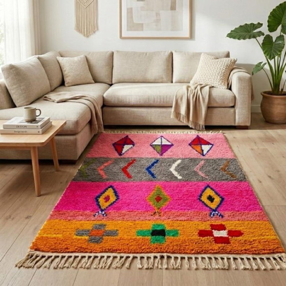 Image 1 of Alfombra marroquí hecha a mano de 250 cm x 150 cm.