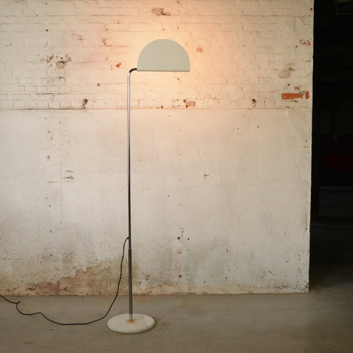 1 x Mezzaluna Stehleuchte