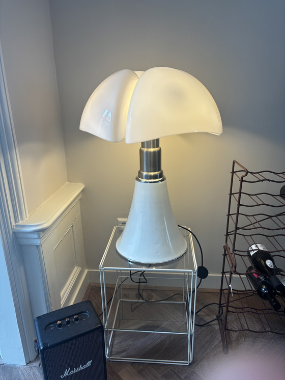 Image 1 of 2 x Pipistrello Model 620 White large model
