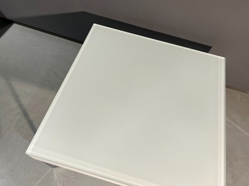 Ronald Schmitt Pluto salontafel