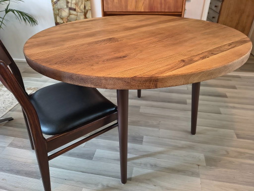 Table de salle à manger ronde de style danois | Chêne massif