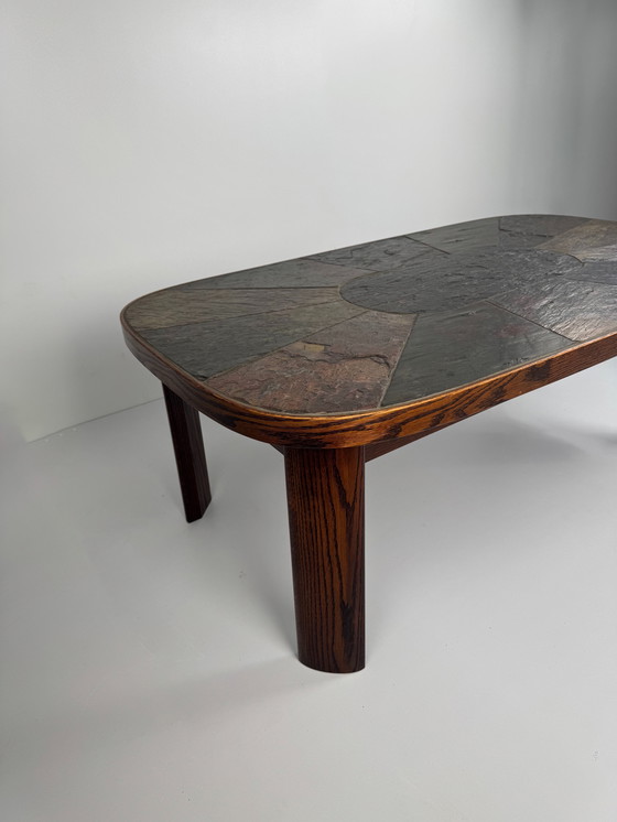 Image 1 of Mesa baja grande de pizarra y madera