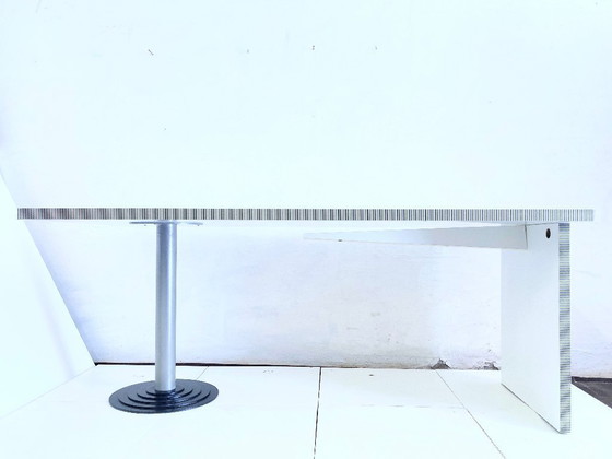 Image 1 of Großer 80er Jahre Schreibtisch Modell Kroma Design Antonia Astori für Driade