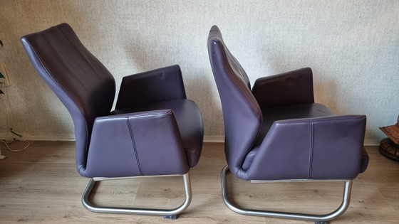 Image 1 of Sillas con estructura tubular en cuero