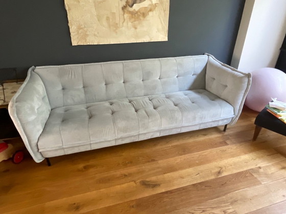 Image 1 of Stilvolles 3,5-Sitzer-Sofa für den Lifestyle-Bereich zu verkaufen