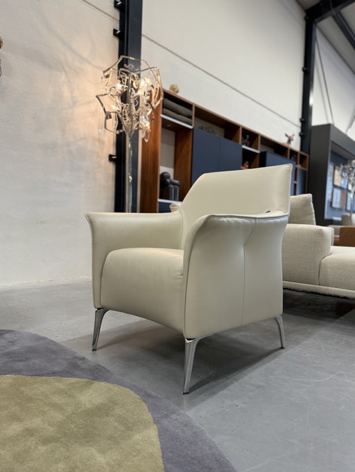 Leolux Mayuro armchair Ceras Pristine leather