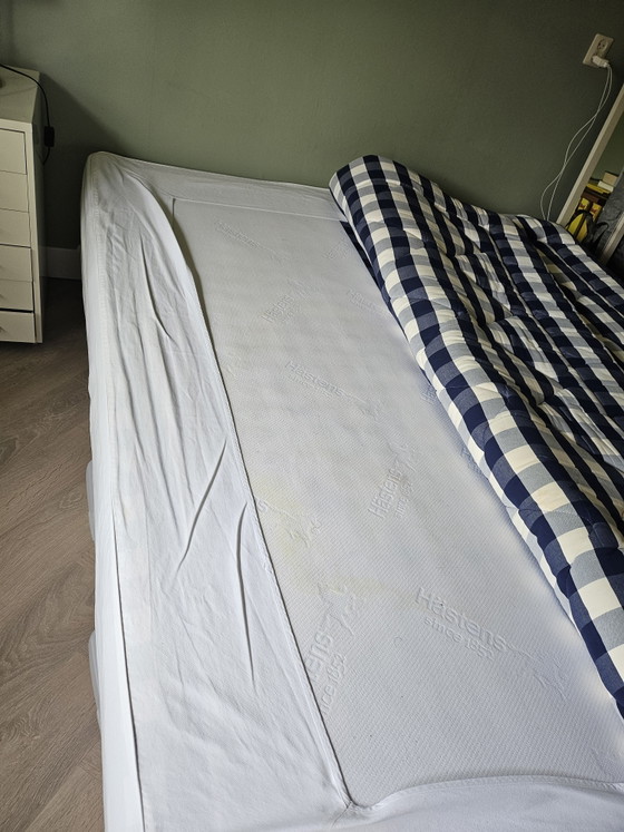 Image 1 of Hästens boxspring
