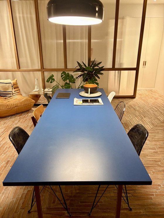 Image 1 of Tavolo Hay Bicolore 240x90 blu, base ocra