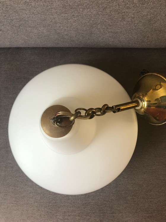 Image 1 of Opaline hanglamp in de vorm van een diabolo, typisch h	ren 1970