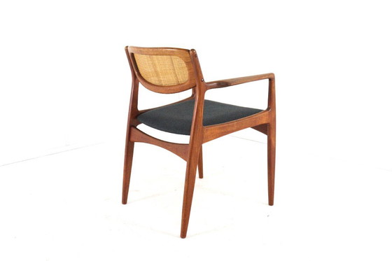 Image 1 of IB Kofod Larsen per il posto di Christian Linneberg