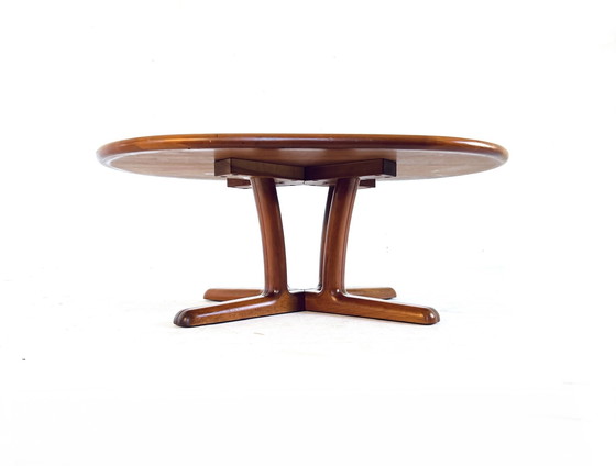 Image 1 of Ovaler Couchtisch aus Teakholz, Dyrlund, 70er Jahre