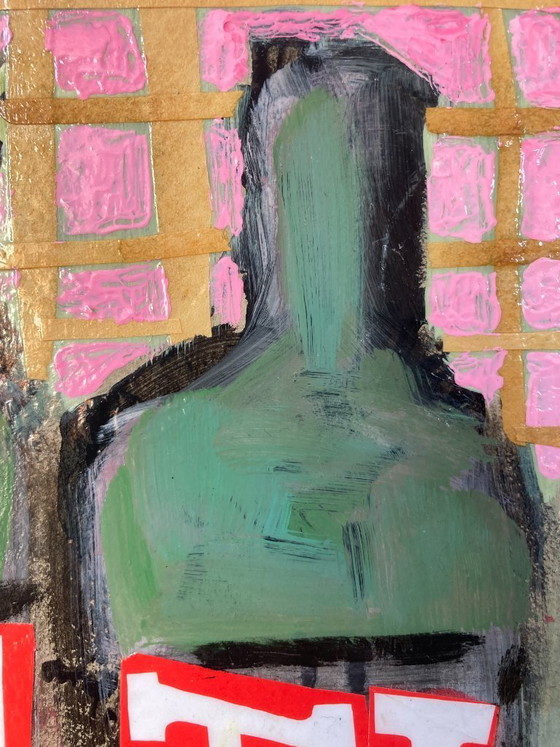 Image 1 of BOUTEILLES AUX LETTRES ROUGES ET BLANCHES