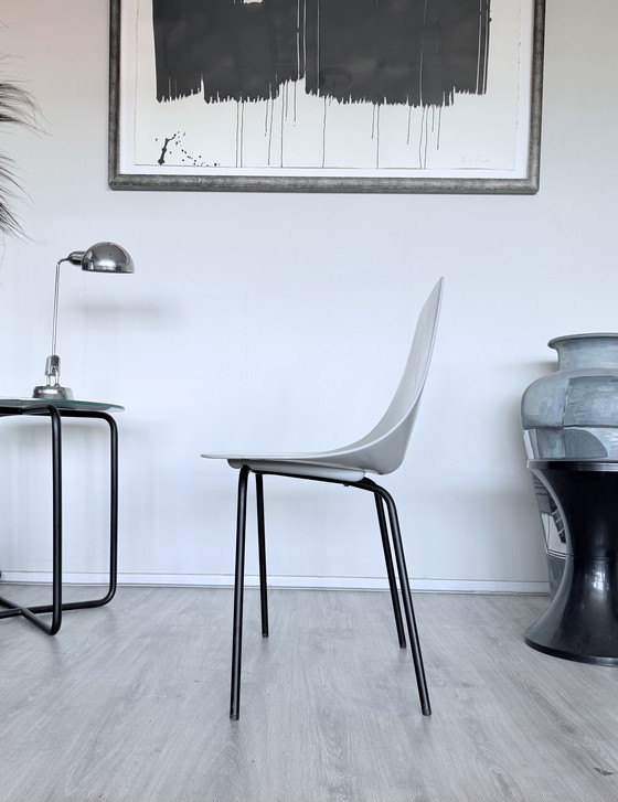 Image 1 of 4x chaises Tonneau vintage design by Pierre Guariche