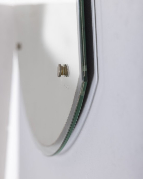 Image 1 of Specchio a goccia da parete vintage anni 60 in vetro design Italiano