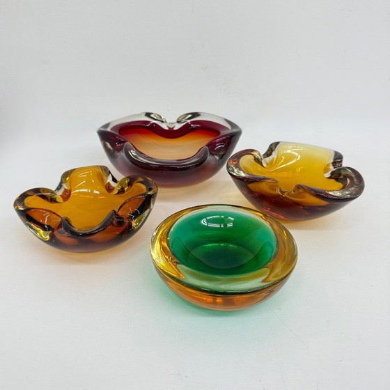 Image 1 of Juego de 4 cuencos de cristal de Murano Summers, diseño de mediados de siglo, década de 1970.