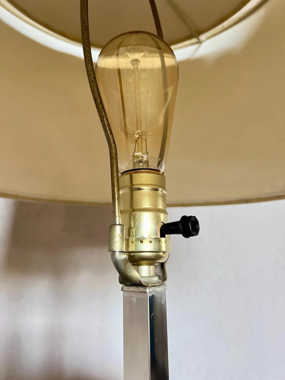 Space Age Tafellamp van Faux-Palissander en Rookglas, gemaakt in de VS jaren 70 – Tafellampen (photo 5 of 10)