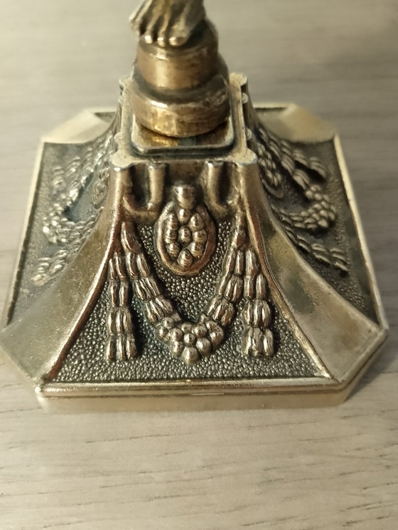 Image 1 of Paar bronzen kandelaars met putti, Franse kunst, Lodewijk XVI-stijl, 19e eeuw