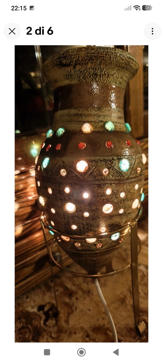 Ancient and evocative oriental terracotta lamp, total height 37 cm – Table lamps, Ceramic, Glass (photo 2 of 7)