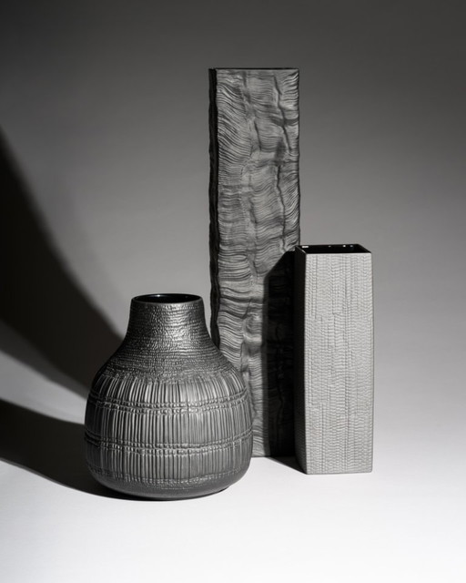 Trio de vases en porcelaine noire Martin Freyer & Elsa Fischer-Treyden Rosenthal Op-Art