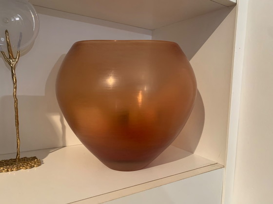 Paolo Venini Murano Incisi Vase Signed Acid Etched Amber Satin Glass 1950s Italy – Murano Glass (photo 8 of 9)
