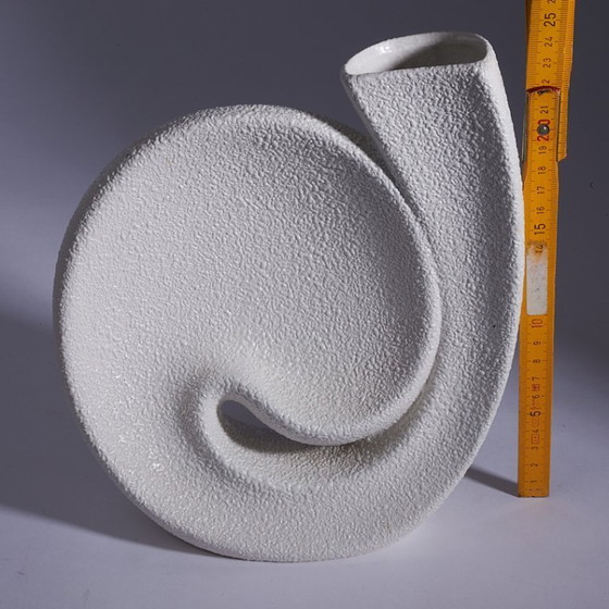 Image 1 of Vaso scultoreo di Roberto Rigon per Bertoncello - Metà secolo