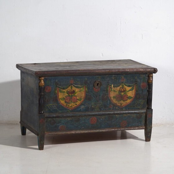 Coffre ancien européen peint à la main - Europe Centrale (c. 1850) – Commodes (photo 5 of 40)