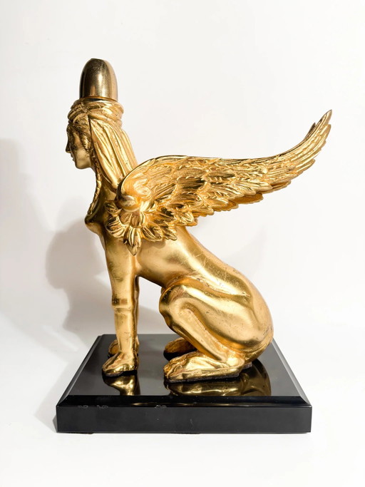 Gilt Bronze Sphinx Sculpture Resting on Marble Base, 20th Century – beeldhouwkunst (photo 2 of 14)