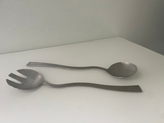 Image 1 of Eleganti posate da insalata in acciaio inossidabile dalla forma ondulata