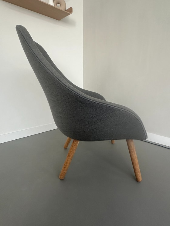 Image 1 of Hay About a Lounge Chair AAL82 con cojín y otomana