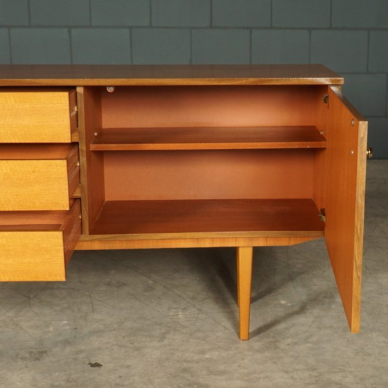 Image 1 of Buffet vintage en noyer – Meuble TV – Années 60