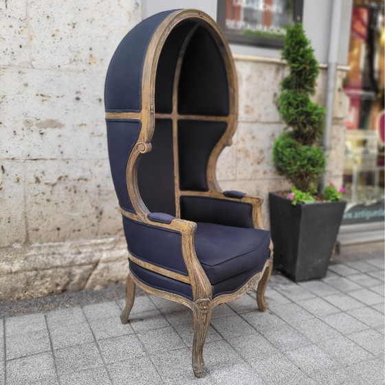 Image 1 of Carriage or bonnet chair, Louis XV style, washed wood, thread upholstery, 21st century – France