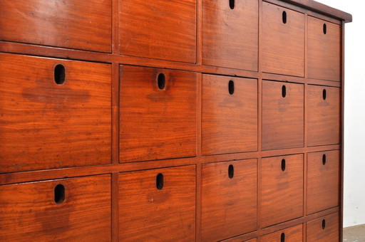 Cómoda vintage de caoba, años 30