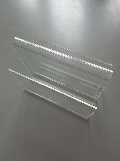 Plexiglas reading tray