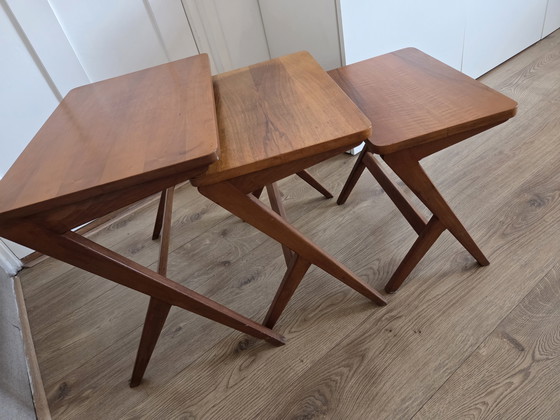 Image 1 of Vintage bijzettafels nesting tables