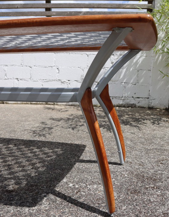 Image 1 of Italiaanse eettafel van glas, hout en metaal - Italiaanse design eettafel - jaren 80