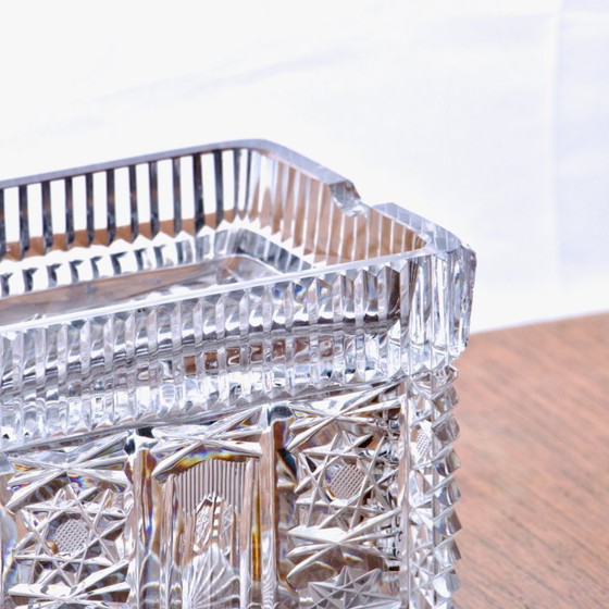 Image 1 of Ancienne boîte tabatière en cristal XIXe