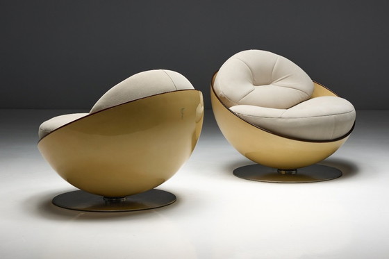 Image 1 of Sillones Esfera de Ricardo Fasanello, Brasil, finales de la década de 1960