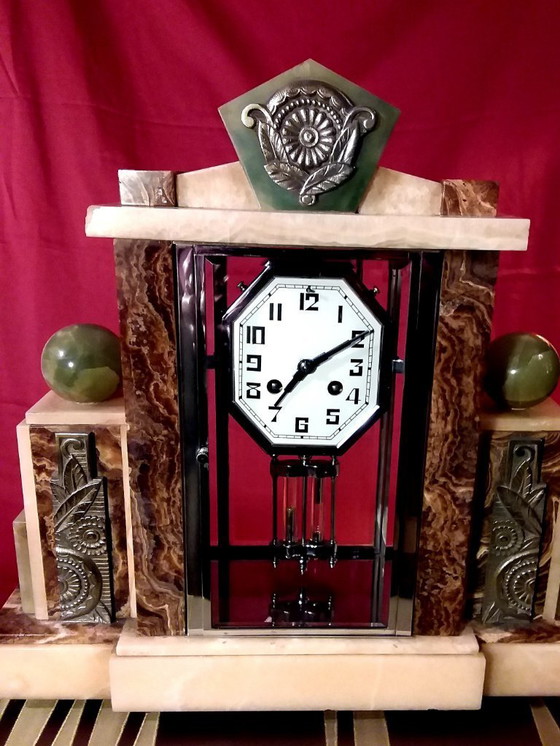 Image 1 of OROLOGIO ART DECO A FORMA DI GRATTACIELO