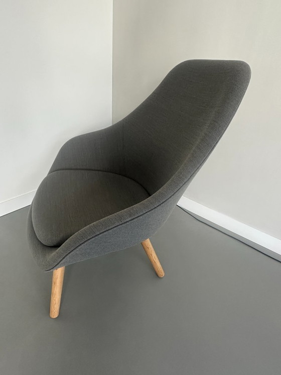 Image 1 of Hay About a Lounge Chair AAL82 con cojín y otomana