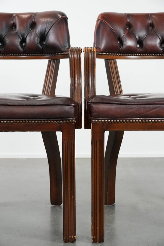 Image 1 of 4 sillas de comedor Chesterfield de piel de vaca marrón oscuro de estilo inglés