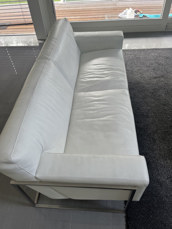 Image 1 of Leoluxe bank met