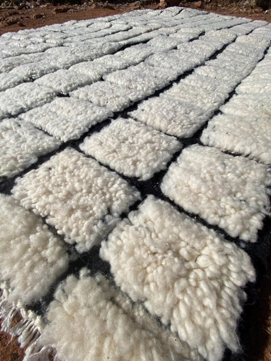 Image 1 of Tapis marocain berbère 300cmx150cm 
