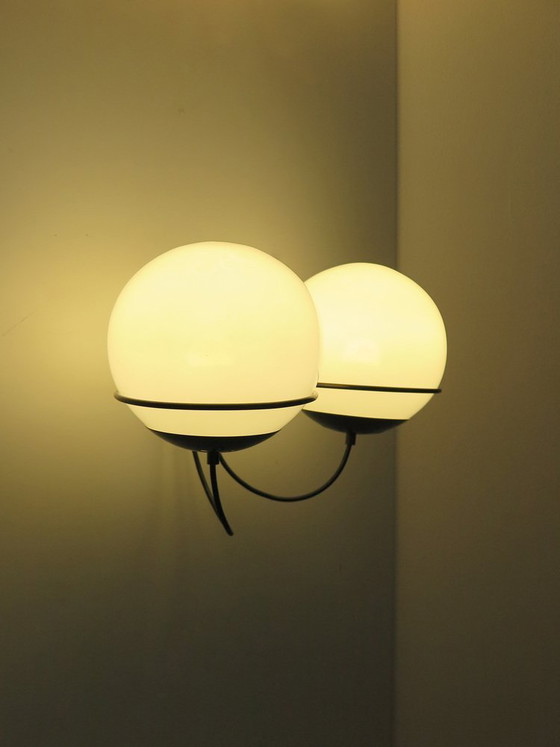 Wall light in metal and glass by Candle, Italy, 1960s, White (photo 2 of 15)